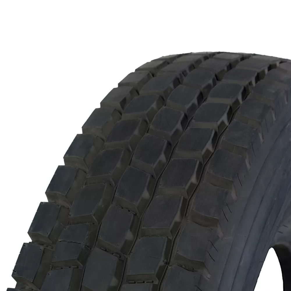  Грузовая шина Blackhawk BAR26 235/75 R17,5 143/141J, Рулевая ось  в Сарапуле